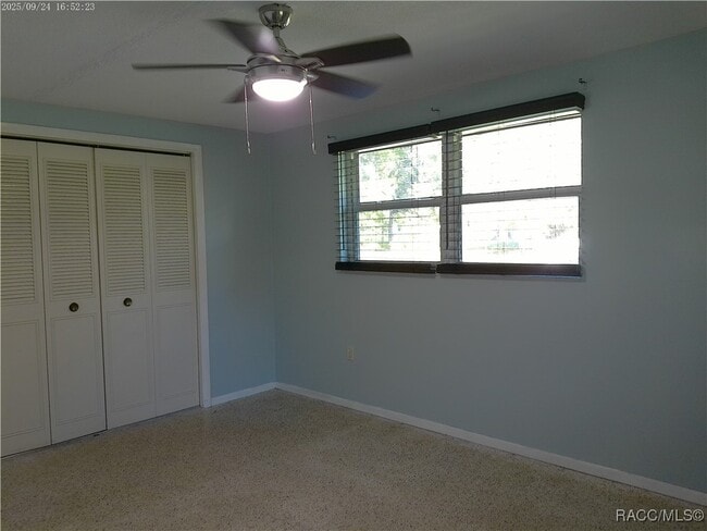 Building Photo - 1080 N Hollywood Cir