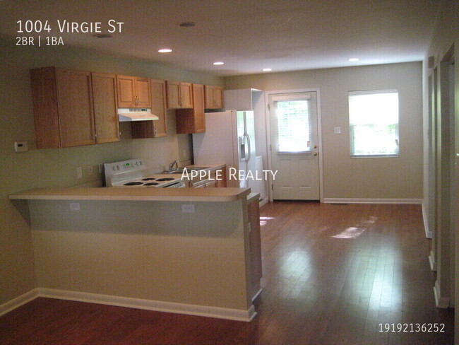 Building Photo - 1004 Virgie St
