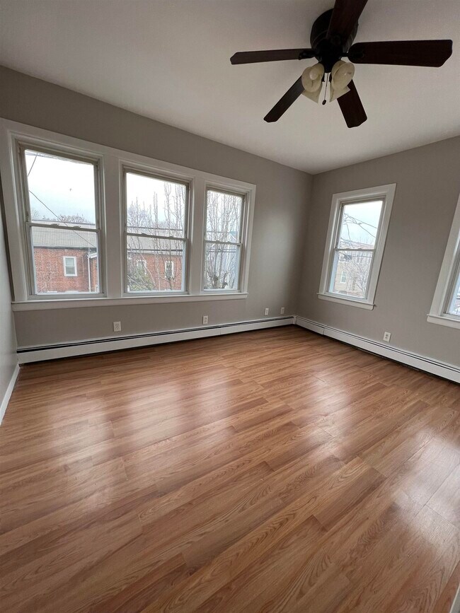 194 Centre Ave 194 Centre Ave Secaucus NJ 07094 Apartment Finder