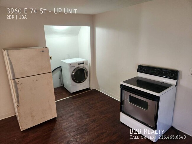 Building Photo - 3960 E 74th St