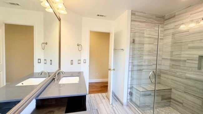 Building Photo - Stunning 4BD/3BA, Two-Story Home With Swimming Pool in Bettencourt Ranch, Danville- Available NOW!