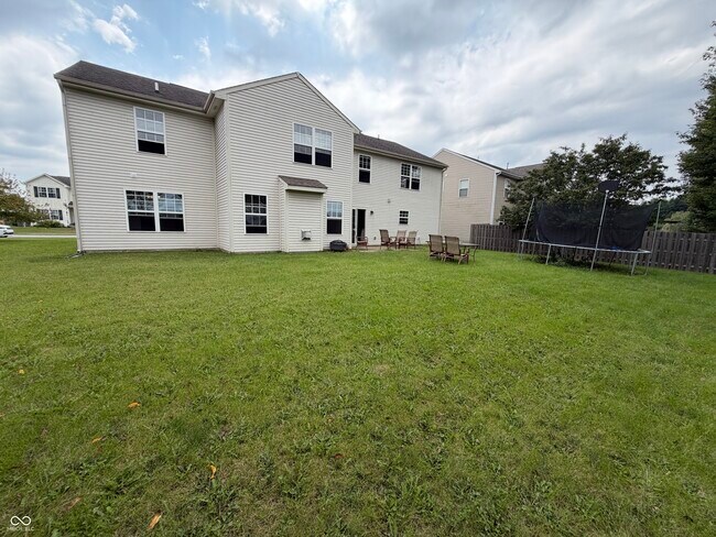 Building Photo - 12072 Raiders Blvd