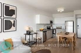 Building Photo - 11200 Biscayne Blvd
