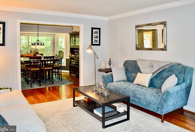 Building Photo - Extensively Renovated 4-Bedroom Home in Prime Location! Unbelievable custom kitchen.