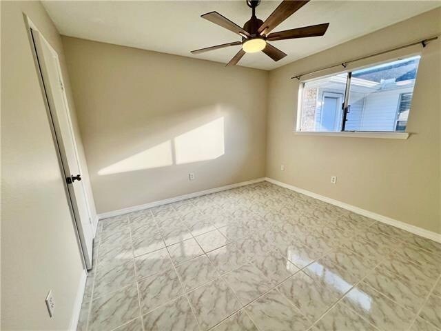 Building Photo - 107 Dixie Cir