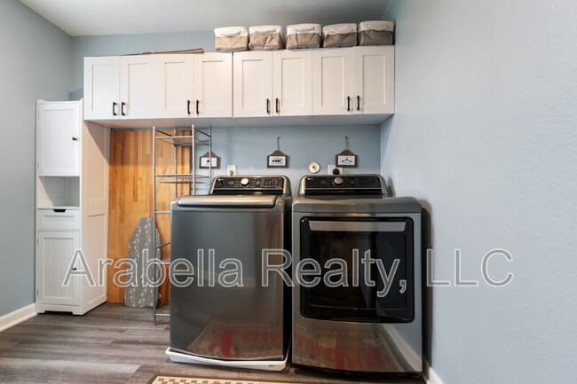 Building Photo - 12667 Corona Borealis