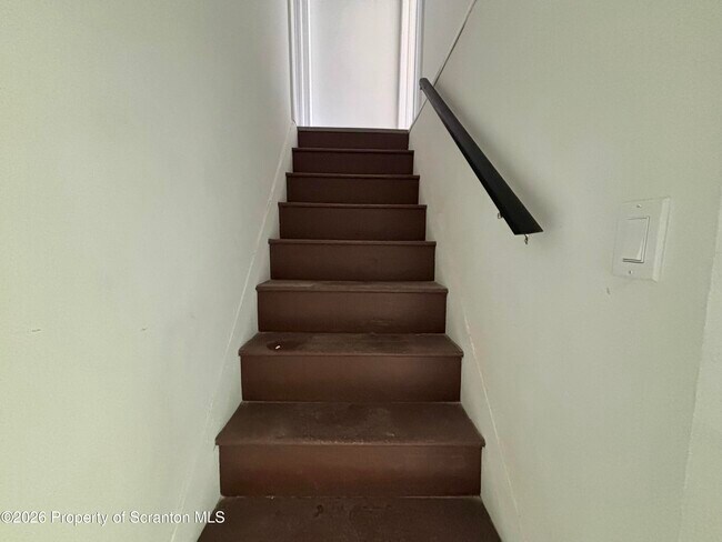 Building Photo - 1264 S 6th Ave