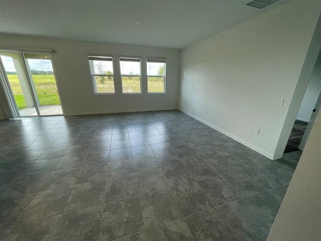 Building Photo - 608 Daring Dr