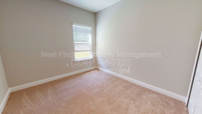 Building Photo - 1025 Wilmot Pl