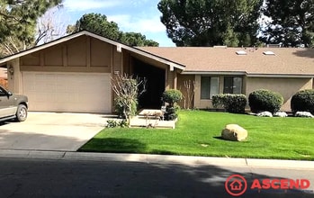 Building Photo - MOVE IN SPECIAL! $500 OFF FIRST MONTH RENT! 3 Bed / 1.5 Bath with Full Appliances, In-Unit Laundr...