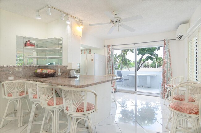 Building Photo - 1470 S Ocean Blvd