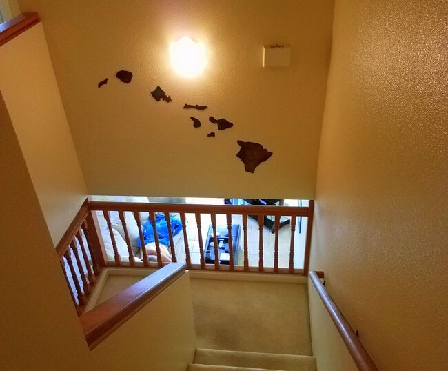Building Photo - Unfurnished 3 Bedroom, 2.5 Bath Townhome i...