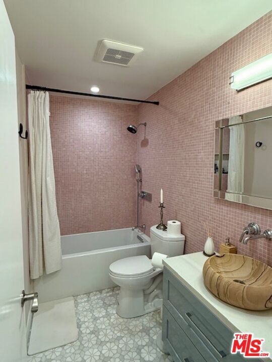 Building Photo - 3802 Dunford Ln