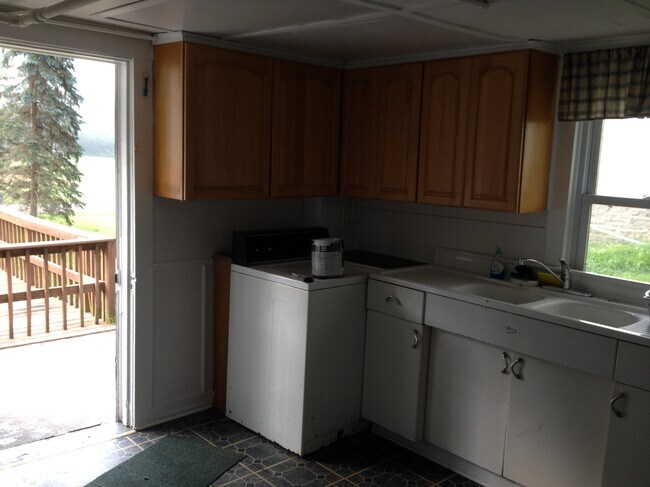 kitchen - 219 Main St