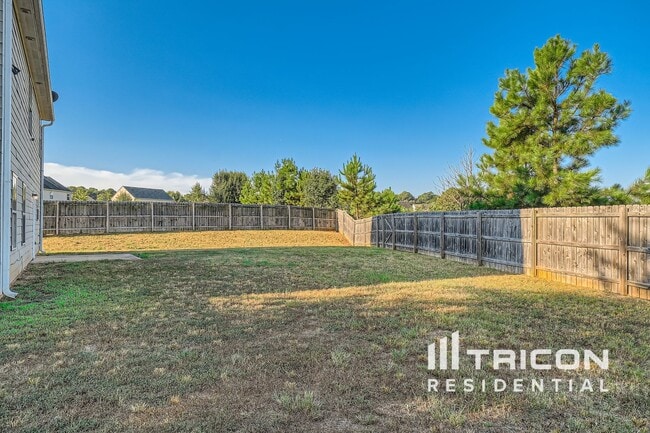 Building Photo - 3479 Sandstone Trail SE