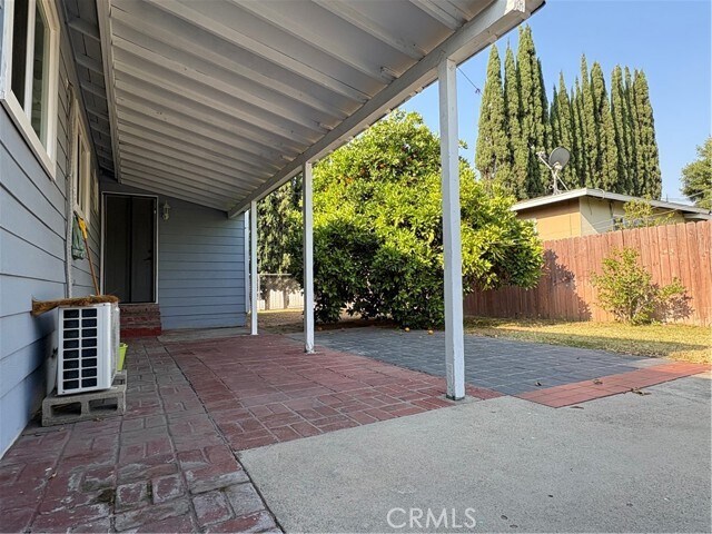 Building Photo - 5429 Tyler Ave