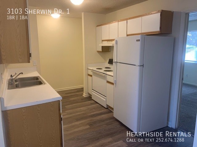 Building Photo - 3103 Sherwin Dr