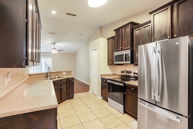 Building Photo - 1972 Cherokee Cove Trail