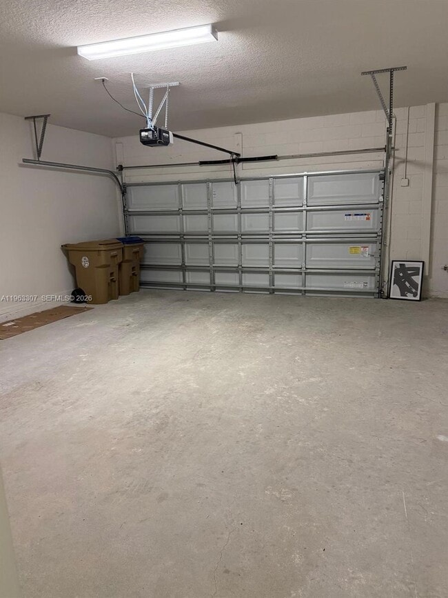 Building Photo - 415 Crossings Ave