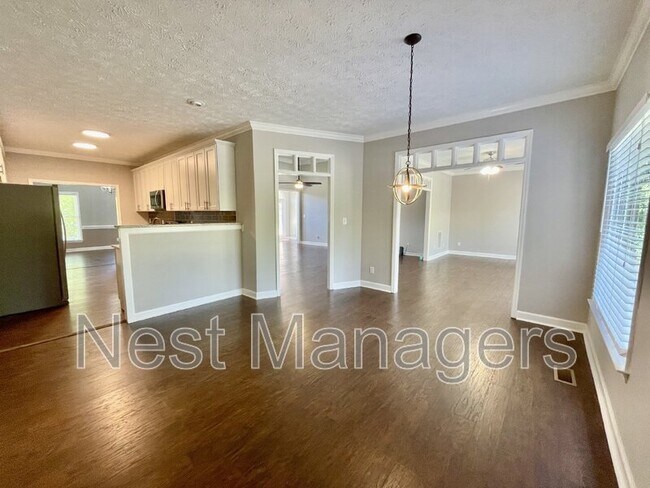 Building Photo - 6214 Kirkwall Rd