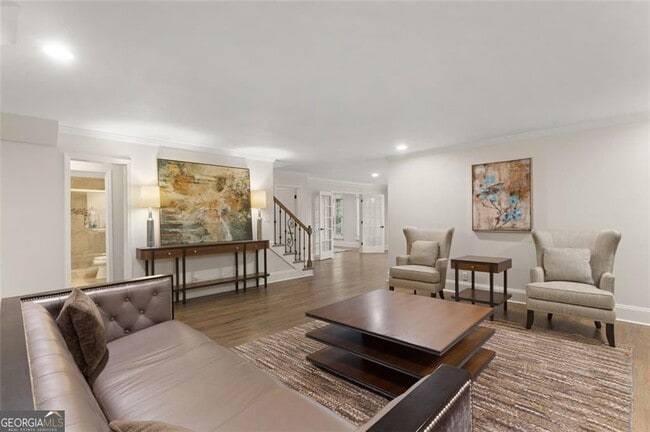 Building Photo - 415 Lyerly Pointe