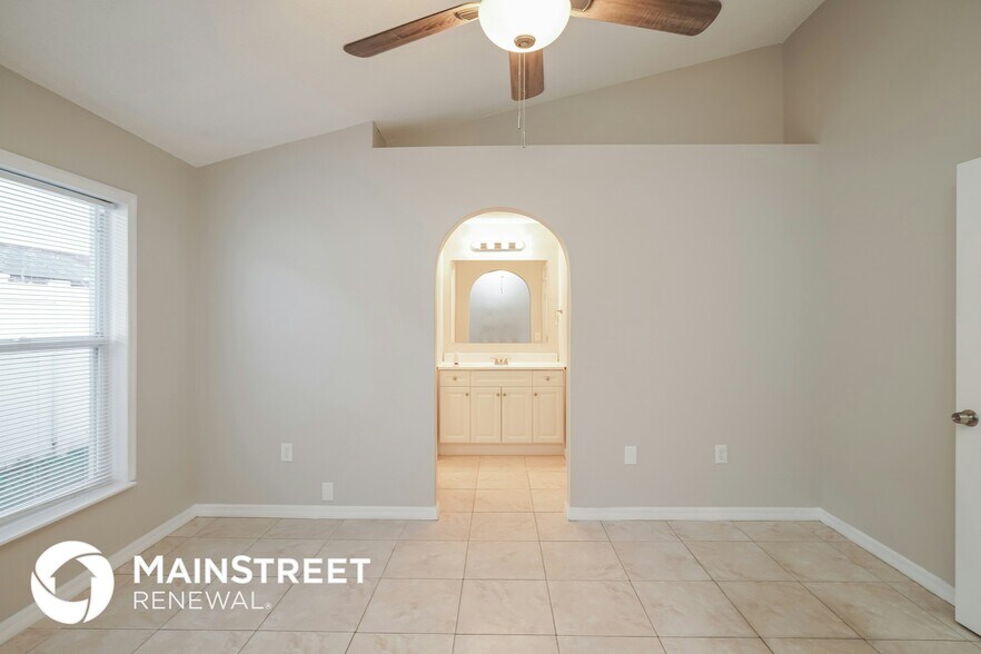 Building Photo - 7855 Harbor Bend Cir