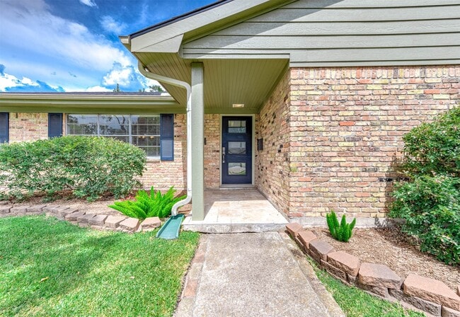 Building Photo - 6030 Warm Springs Rd