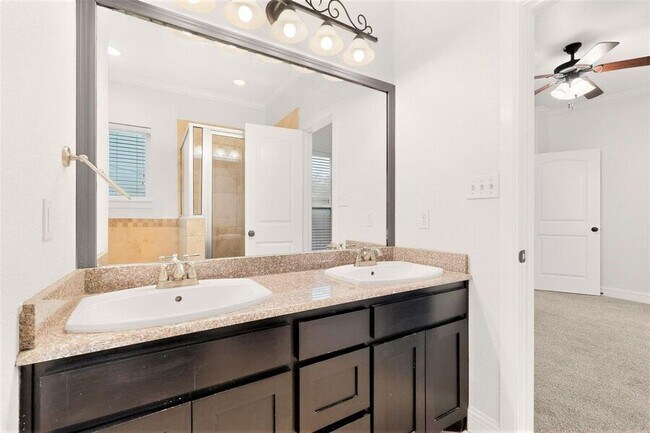 Building Photo - 4801 Birchman Ave