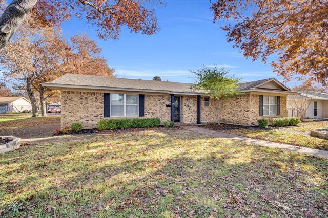 Building Photo - 202 Vanderbilt Ln