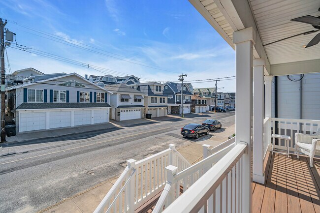 Building Photo - 265 1st Ave