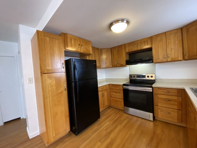 Building Photo - 2752 Kahoaloha Ln