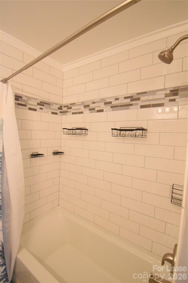 Building Photo - 508 E Webb St