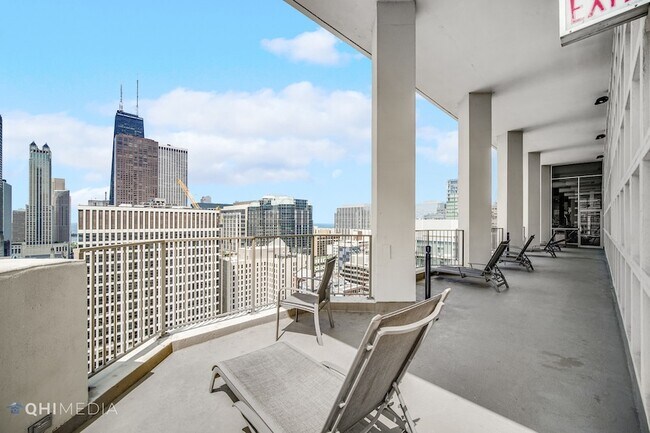 Building Photo - 535 N Michigan Ave