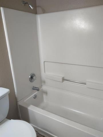 Building Photo - 1613 Wavecrest Dr