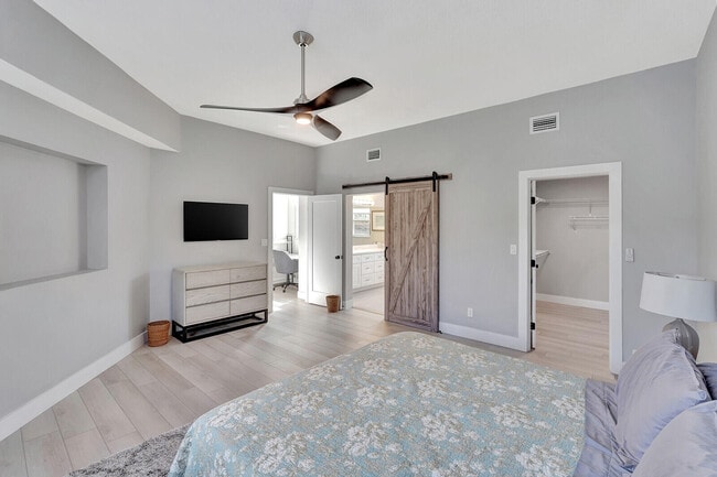 Building Photo - 1805 Mainsail Cir