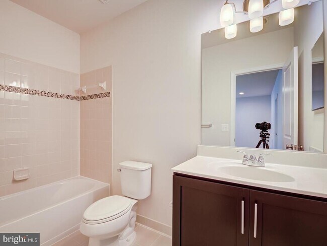 Building Photo - 20447 Codman Dr