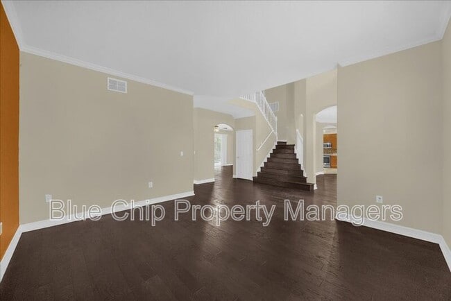 Building Photo - 5864 Lake Melrose Dr