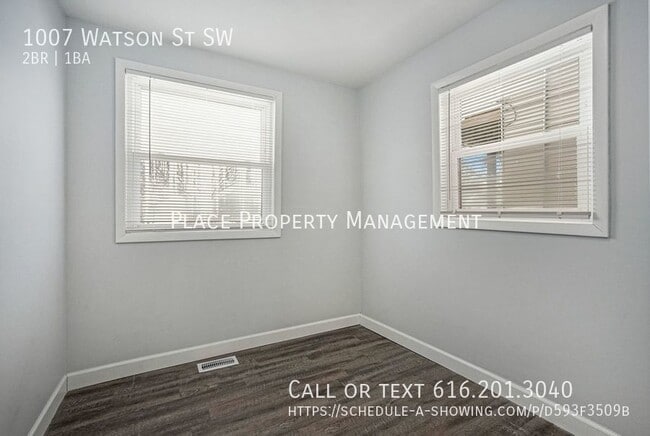 Building Photo - 1007 Watson St SW