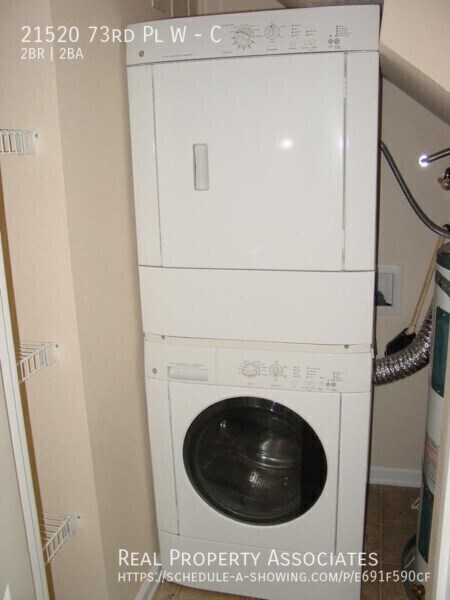 Building Photo - 21520 73rd Pl W