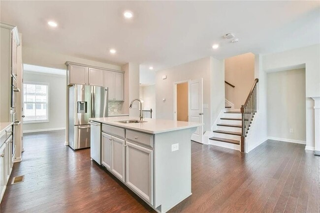 Building Photo - 380 Provenance Dr