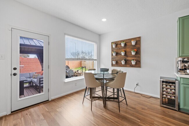 Building Photo - 18210 Juniper Creek Ln