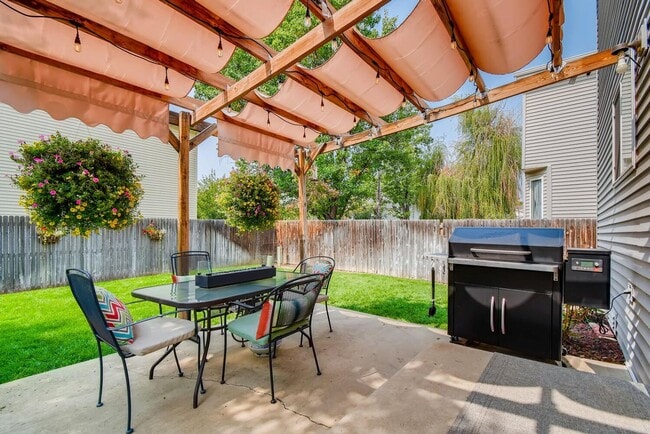 Building Photo - Beautiful Home In Wolf Creek