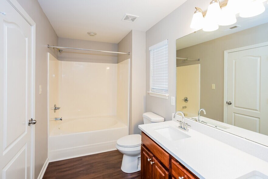 Building Photo - 363 Morning Dew Dr