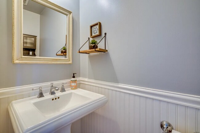 Powder Room (1/2 Bath) - 151 Rambling Rd
