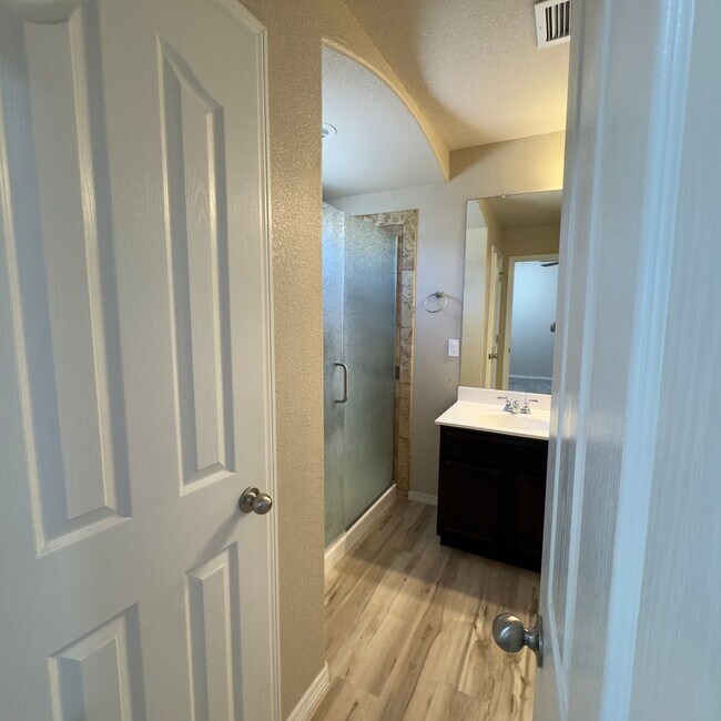Building Photo - 4 Bedrooms, 3 Baths, a Pool, and Solar Panels!