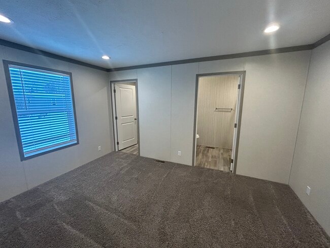 Building Photo - 751 Virginia