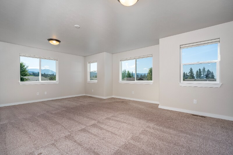 Building Photo - 402 Mill Creek Ct