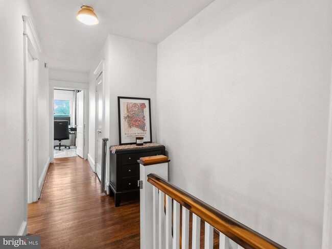 Building Photo - 207 N Penn St