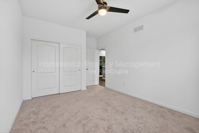 Building Photo - 738 Lost Canyon Blvd