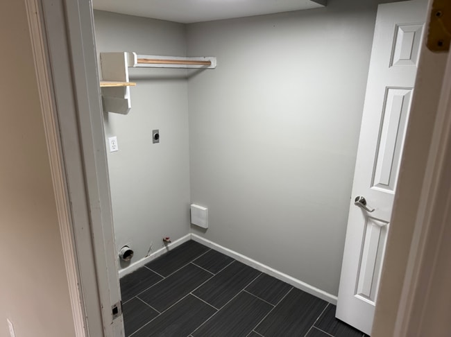 Building Photo - COMING SOON: 5 BED, 3 BATH ONE OF A KIND CUSTOM HOME